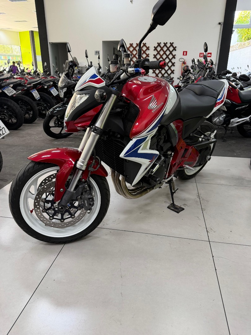 HONDA CB 1000R