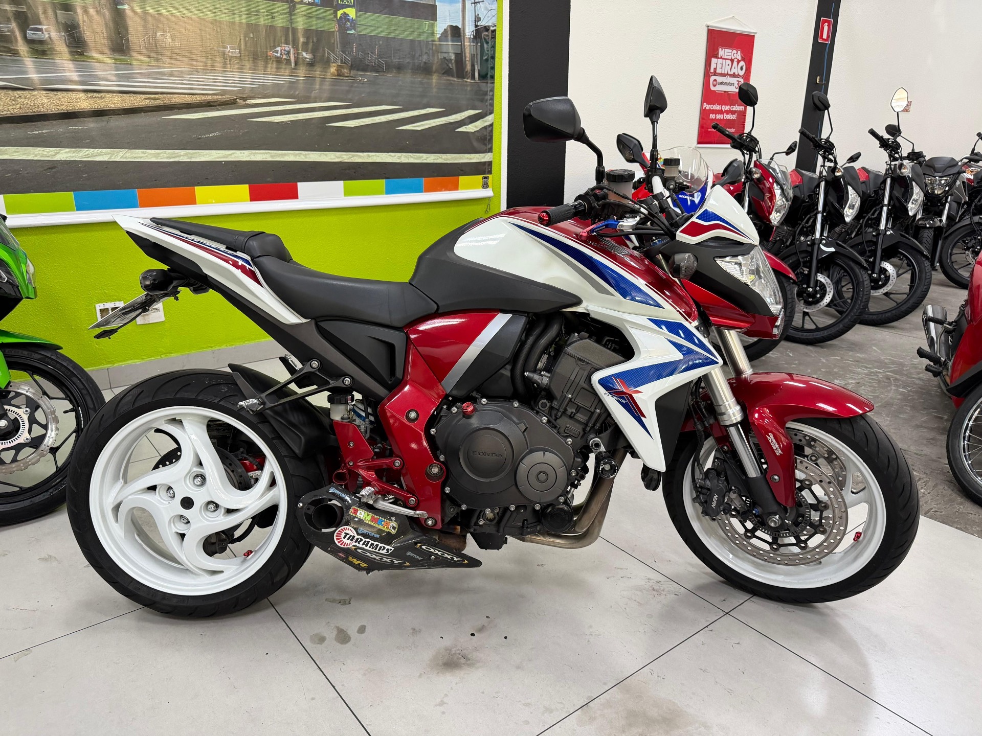 HONDA CB 1000R
