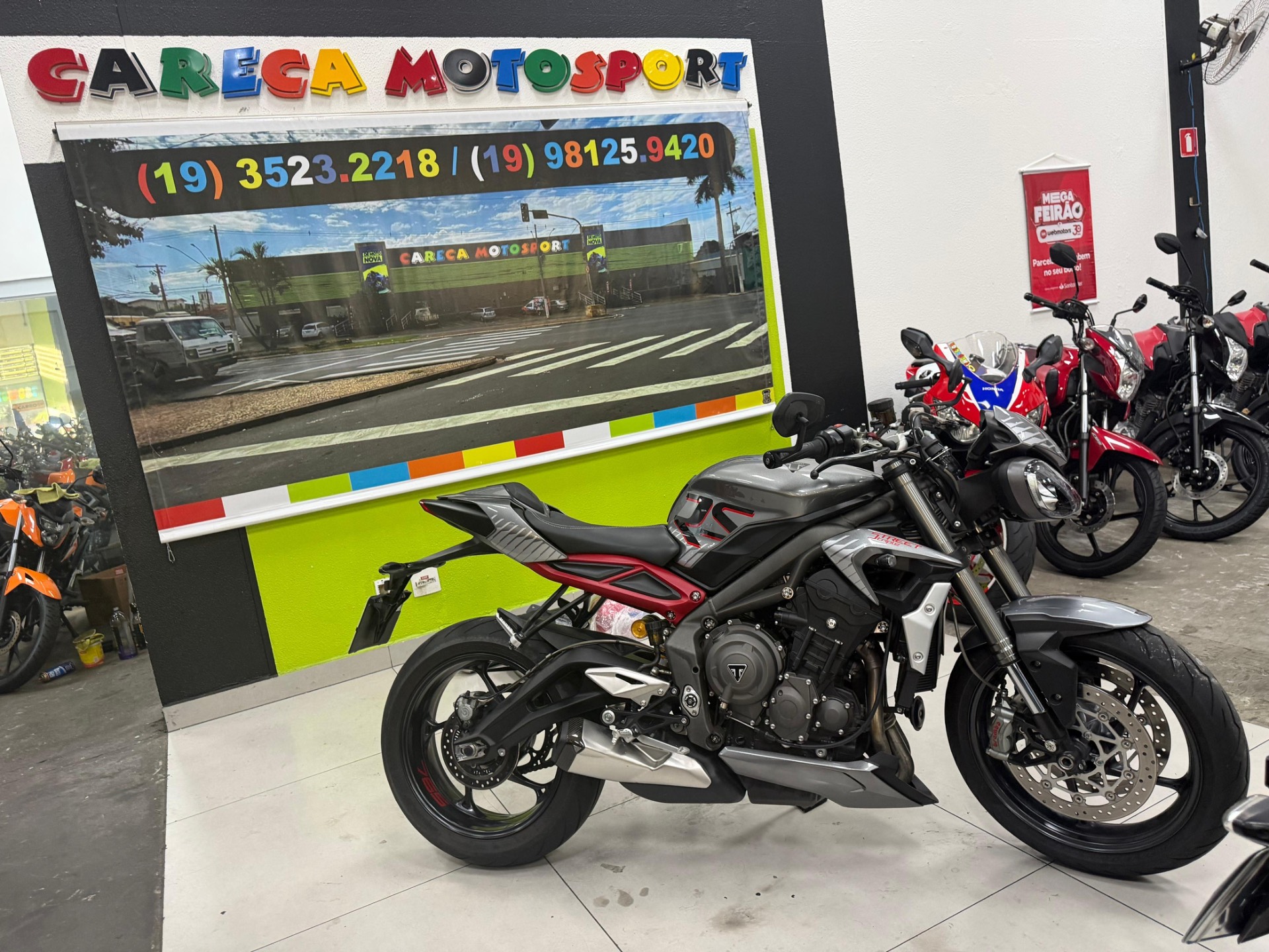 TRIUMPH STREET TRIPLE 765 RS