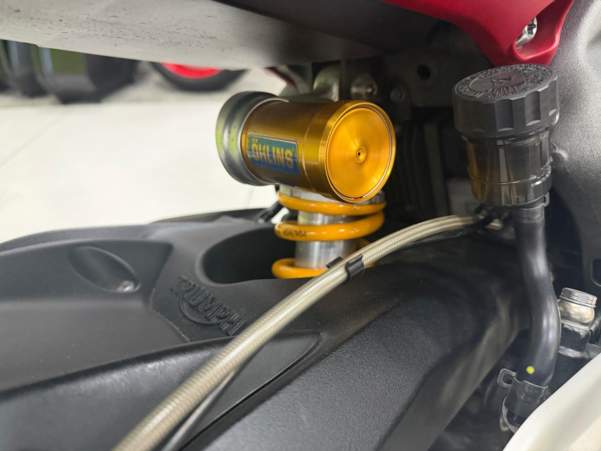 TRIUMPH STREET TRIPLE 765 RS