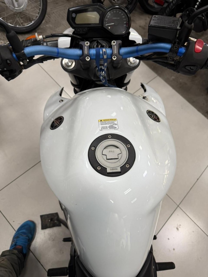 YAMAHA XJ6 F