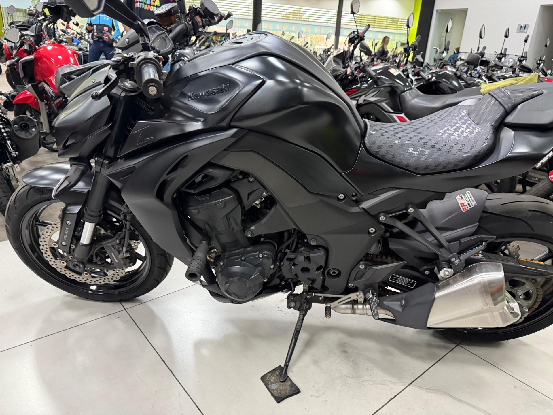 KAWASAKI Z1000 ABS