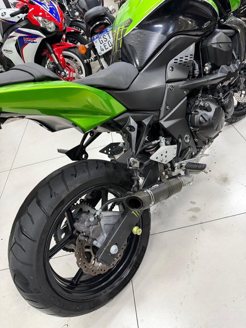 KAWASAKI Z750