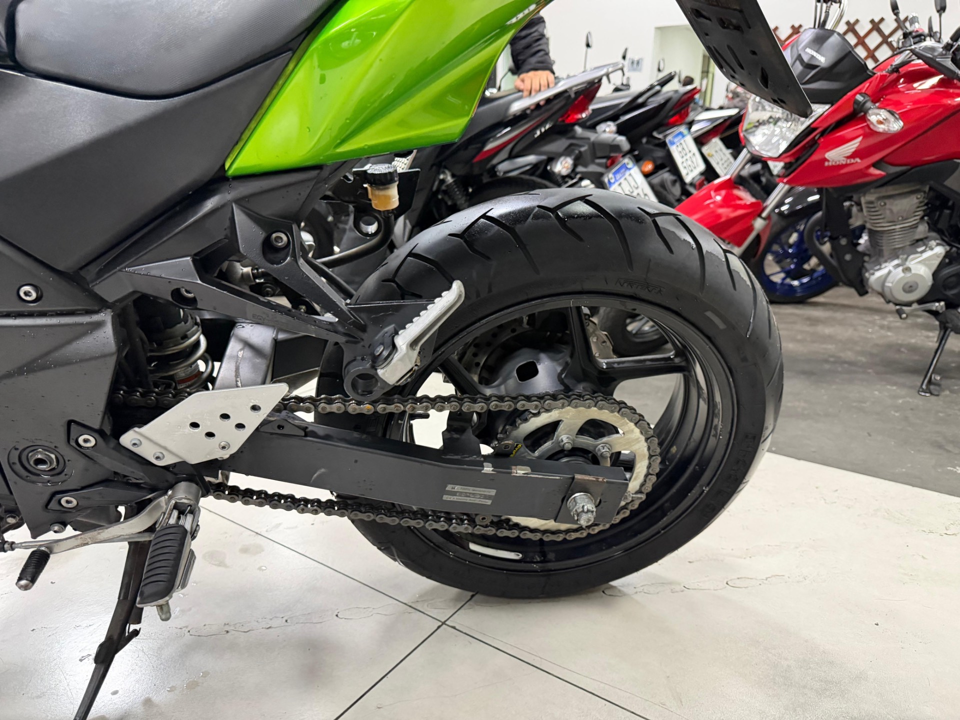 KAWASAKI Z750