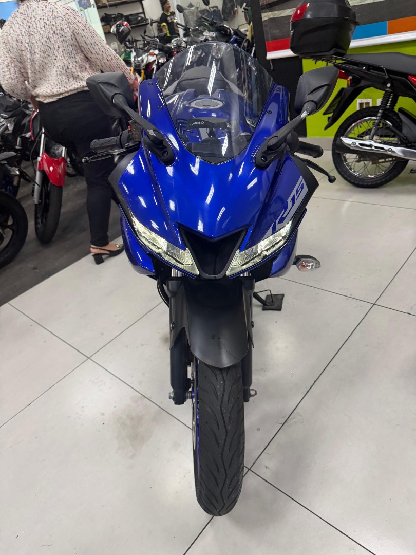 YAMAHA YZF R15