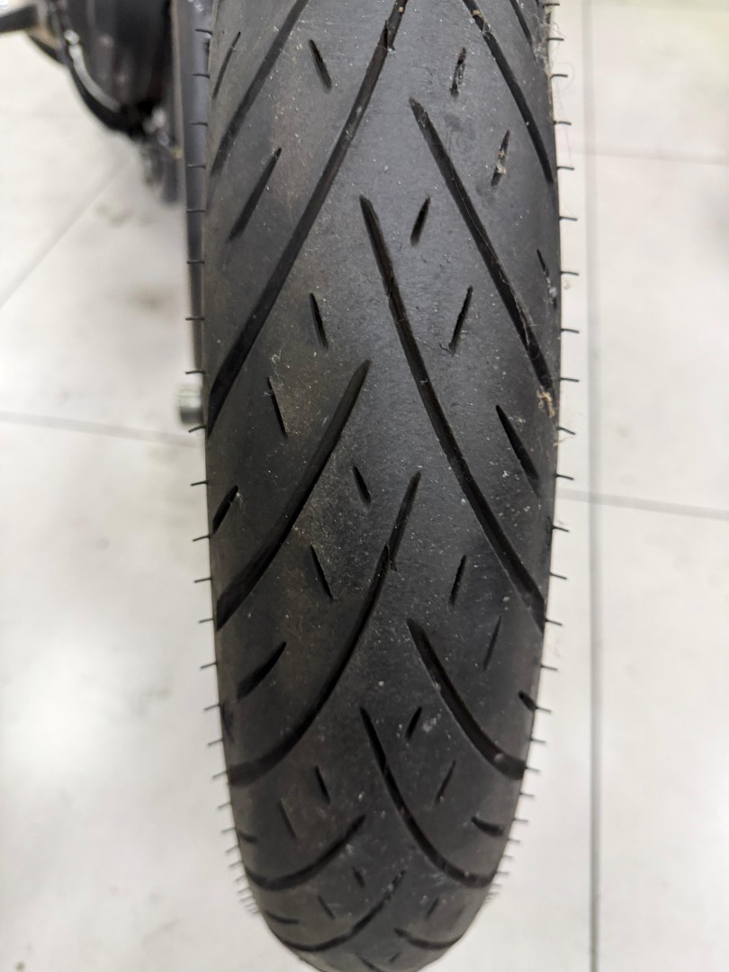 HARLEY-DAVIDSON SPORTSTER XL 883 R