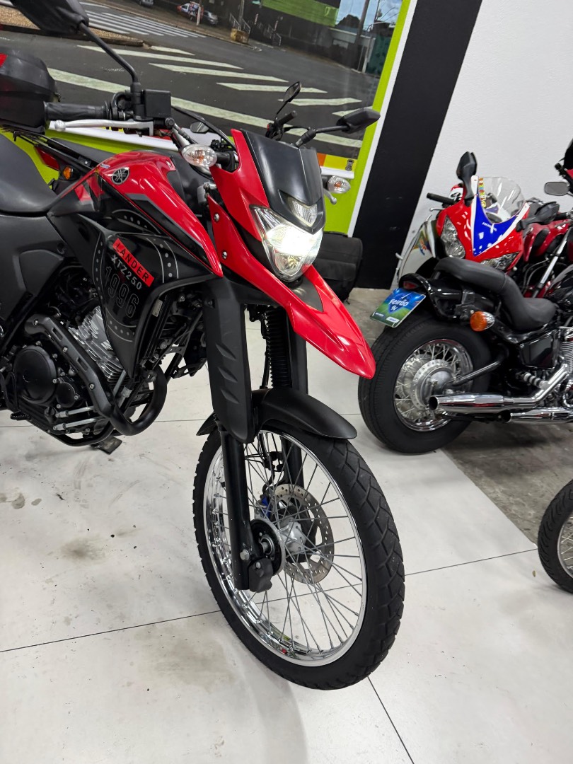 YAMAHA XTZ 250 LANDER CONNECTED