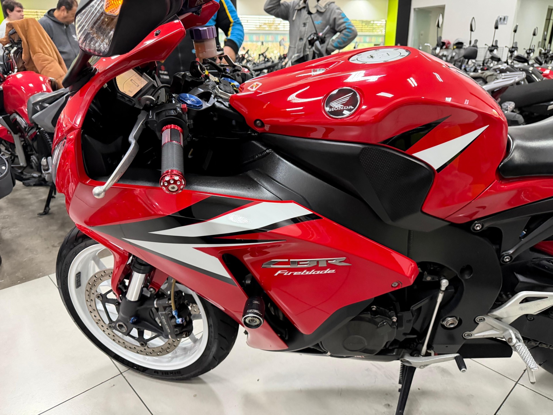HONDA CBR 1000RR FIREBLADE
