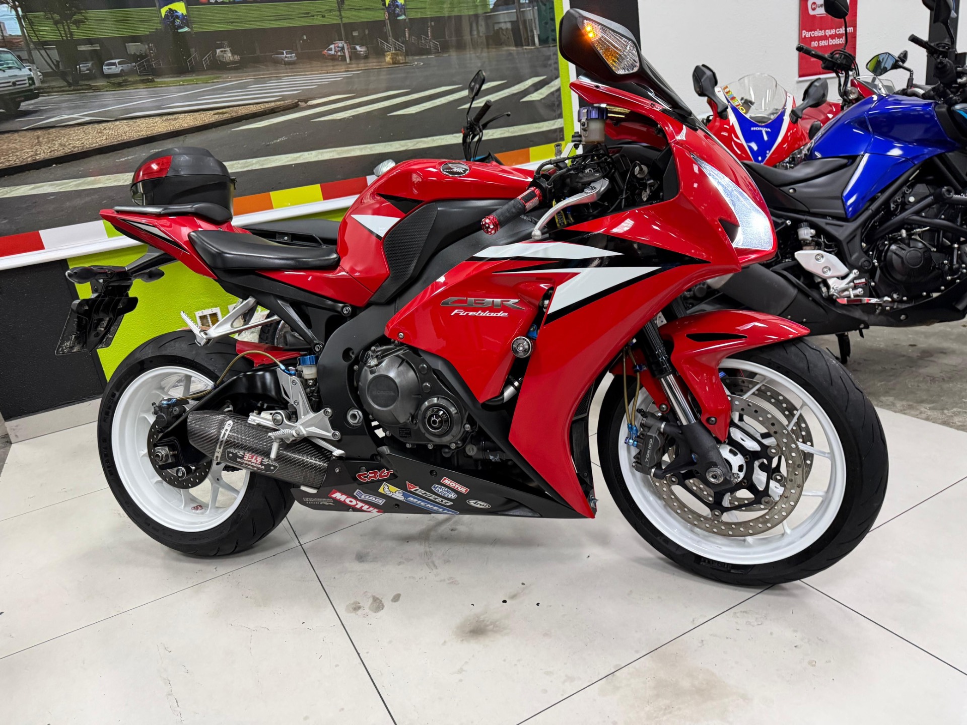 HONDA CBR 1000RR FIREBLADE