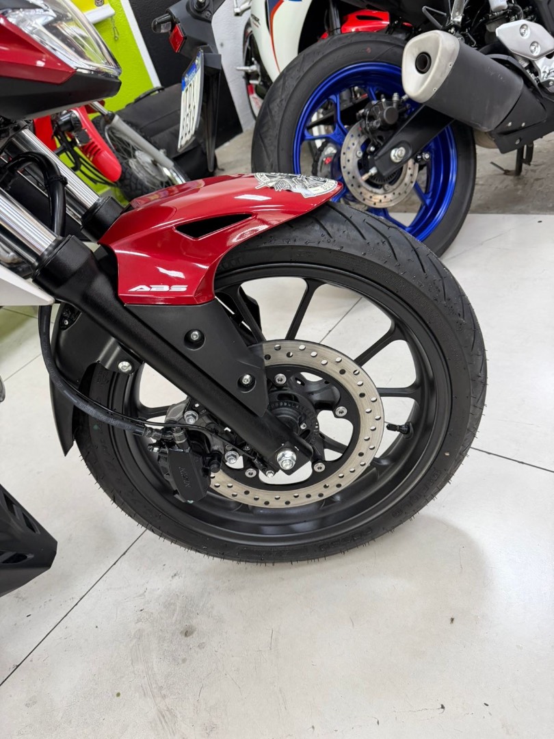 HONDA CB 300F TWISTER ABS