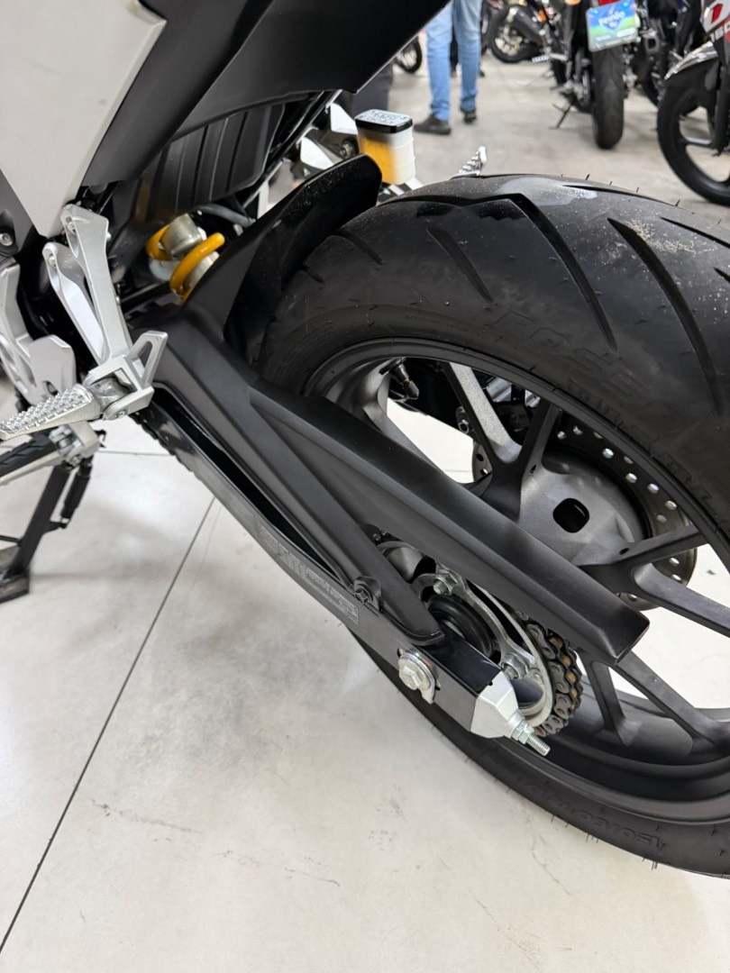 HONDA CB 300F TWISTER ABS