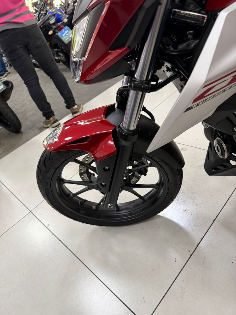 HONDA CB 300F TWISTER ABS