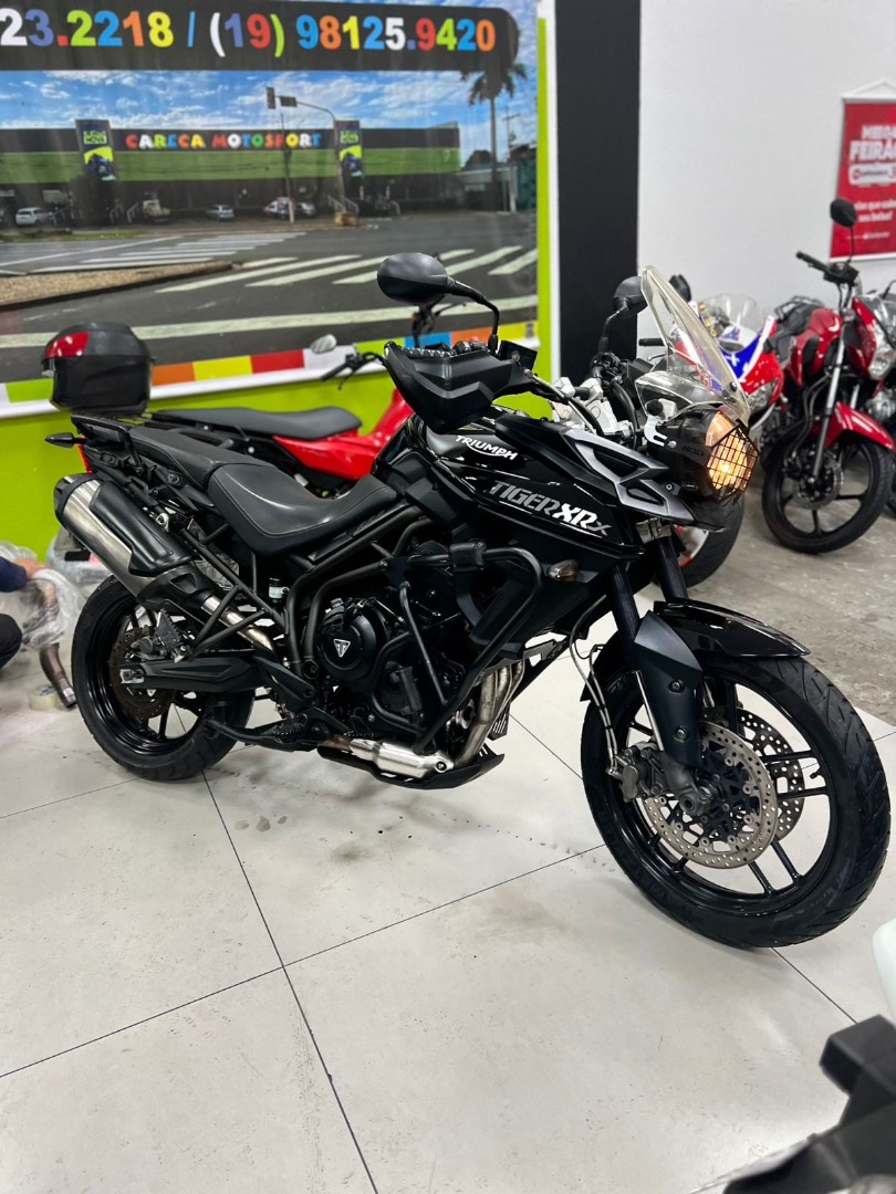 TRIUMPH TIGER 800 XRX