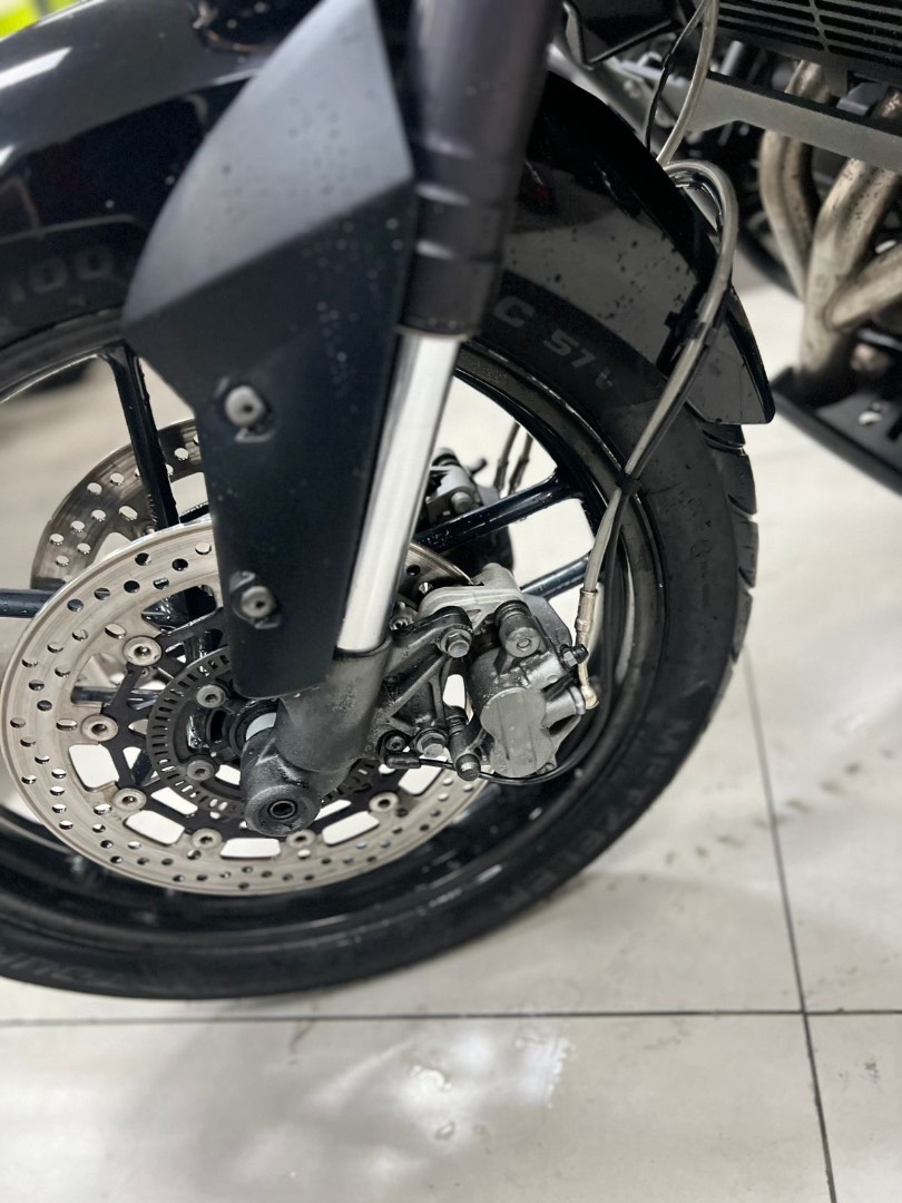 TRIUMPH TIGER 800 XRX