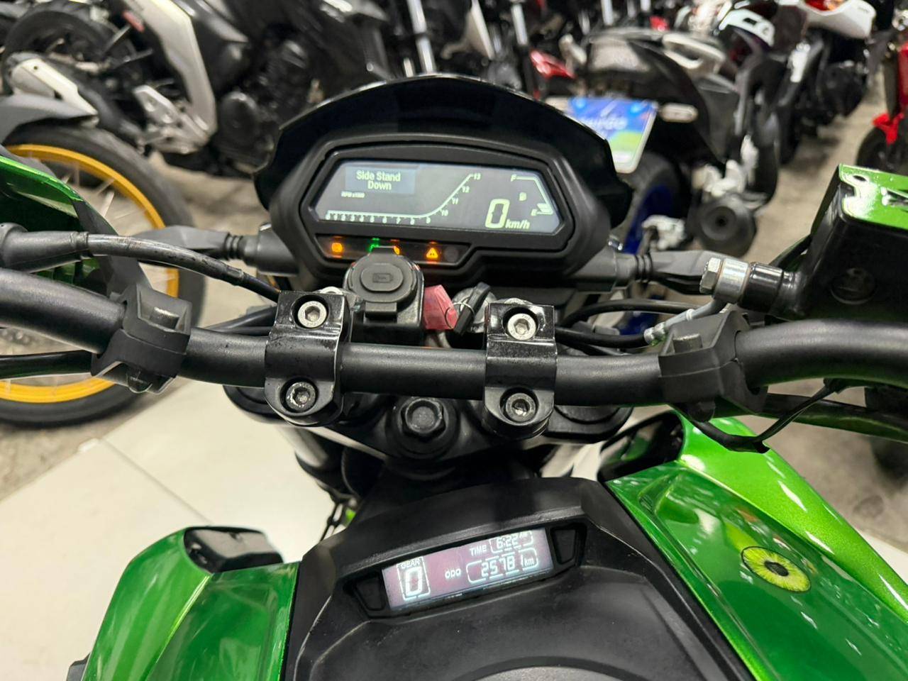 BAJAJ DOMINAR 400