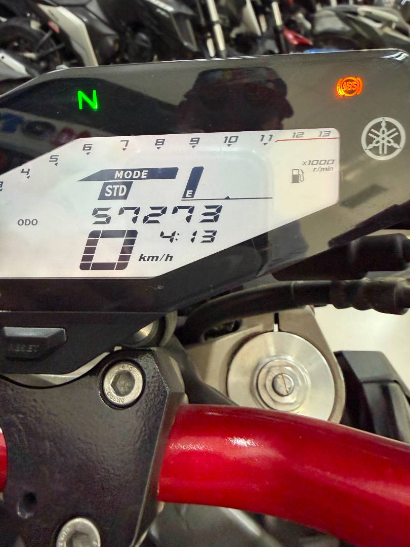 YAMAHA MT-09