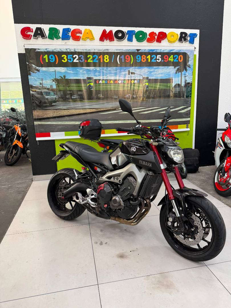 YAMAHA MT-09