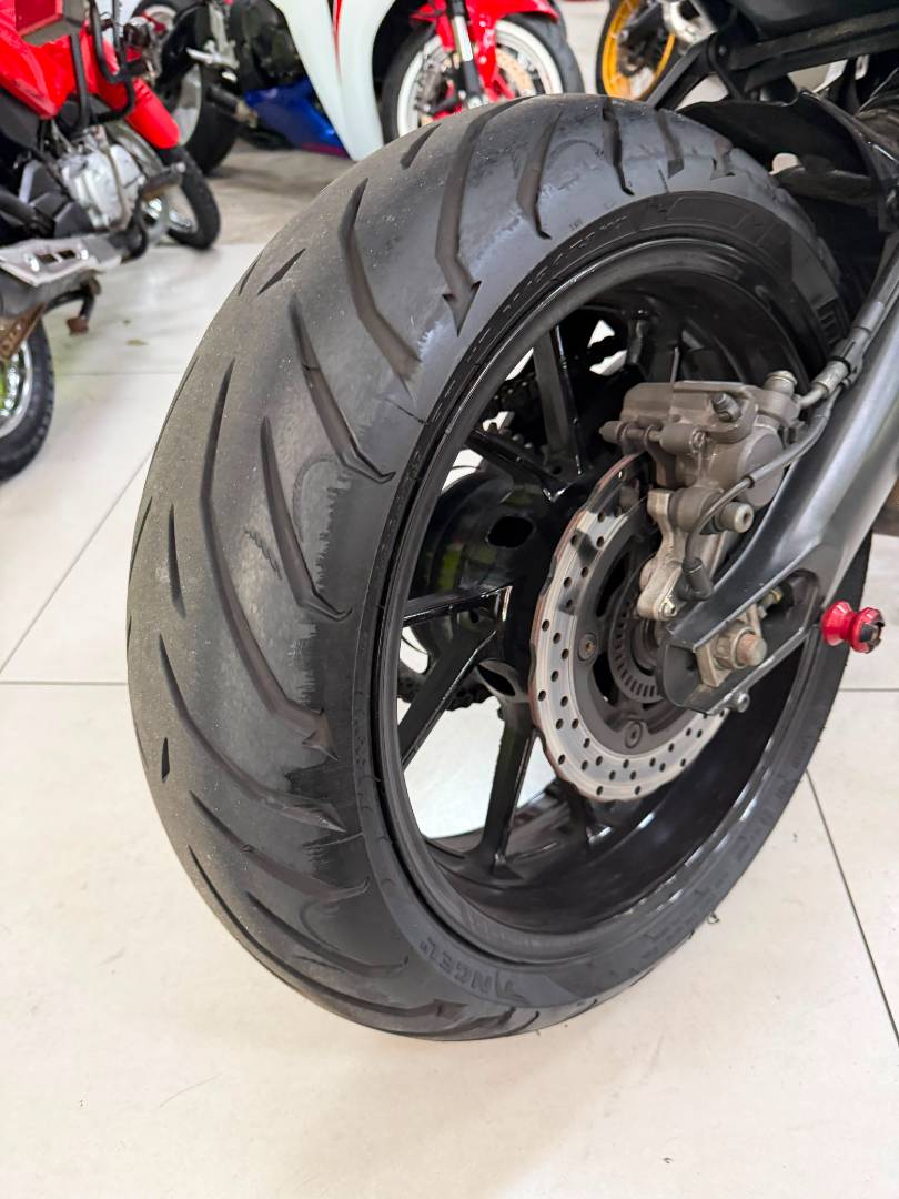 YAMAHA MT-09
