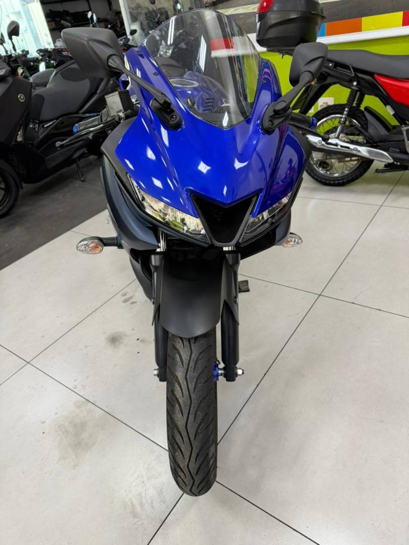 YAMAHA YZF R15