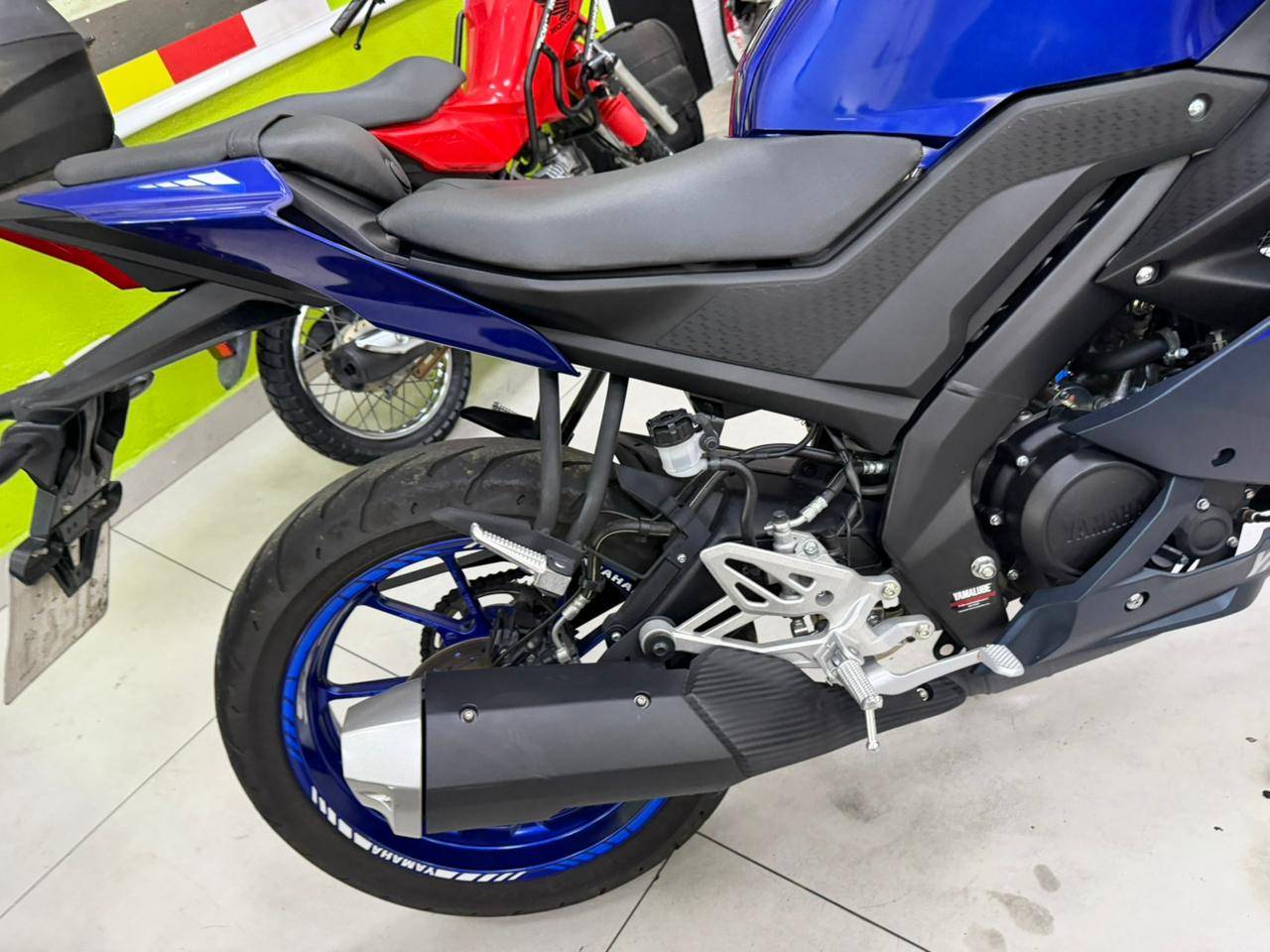 YAMAHA YZF R15