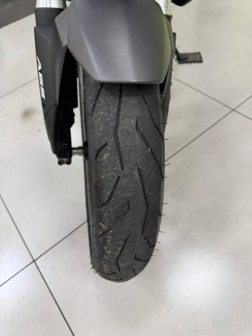 BAJAJ DOMINAR 400