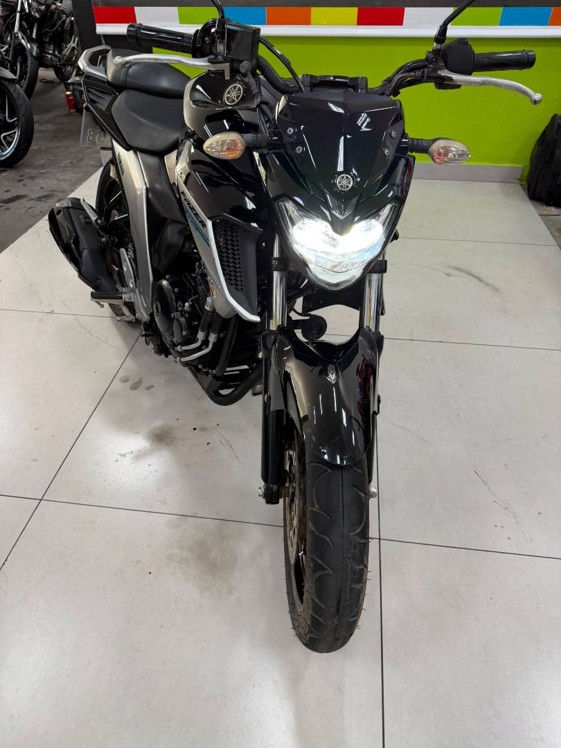YAMAHA FAZER 250 BLUEFLEX
