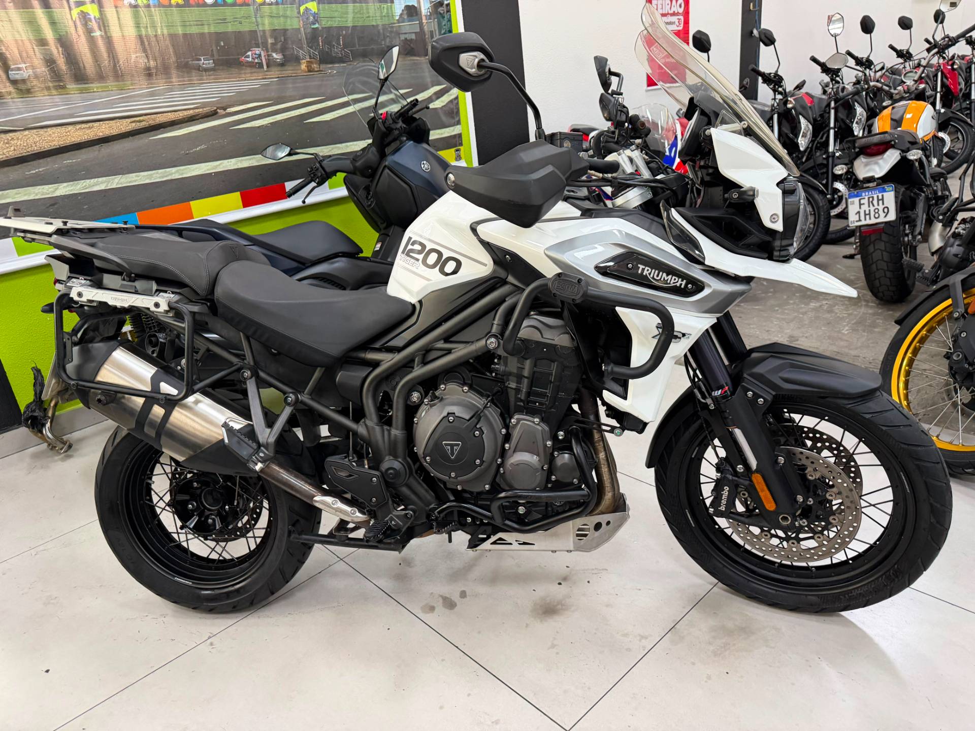 TRIUMPH TIGER 1200 XCX