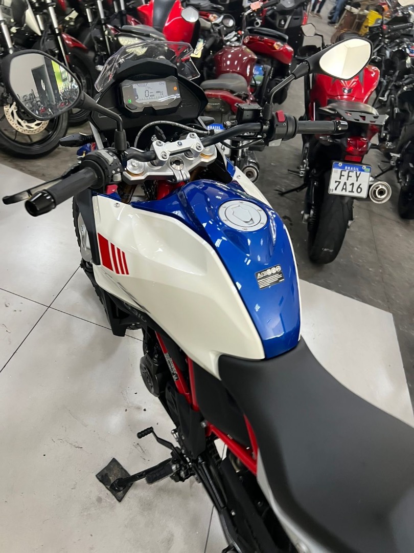 BMW G 310 GS