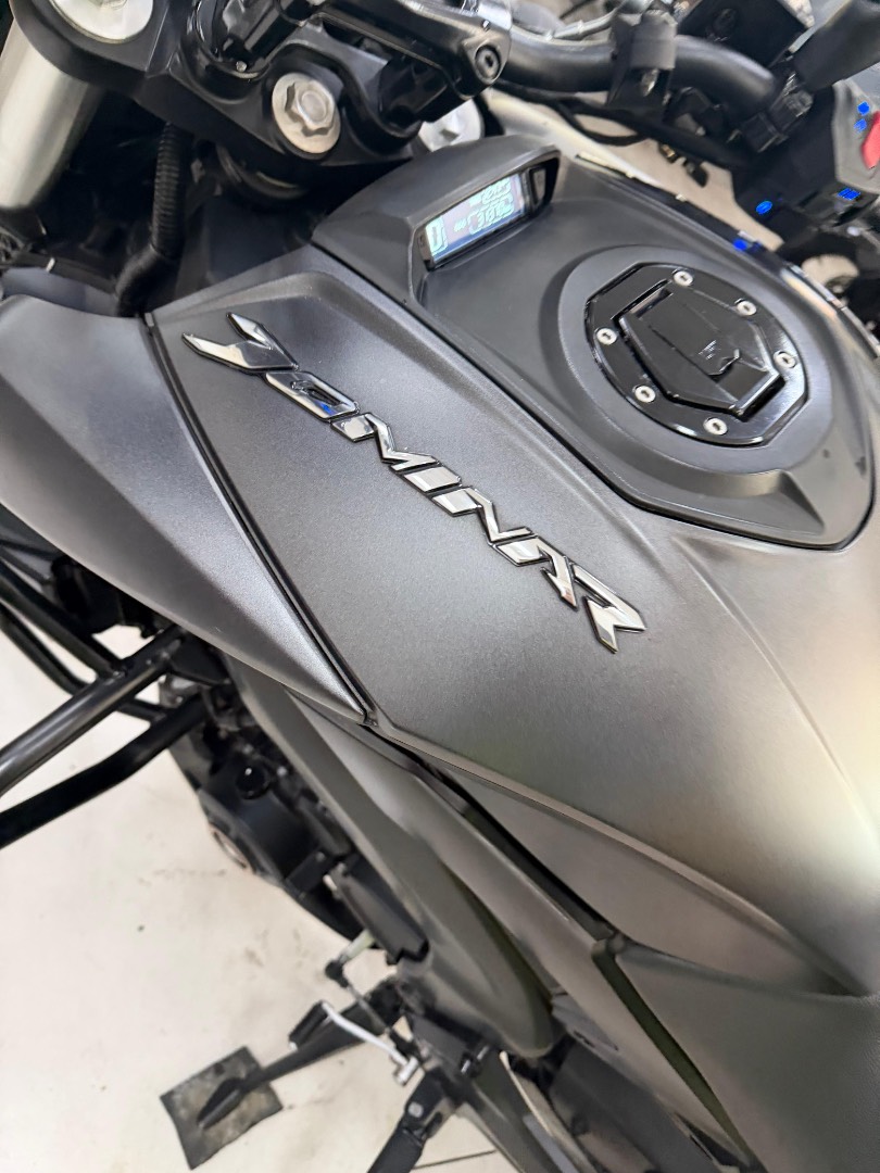 BAJAJ DOMINAR 400