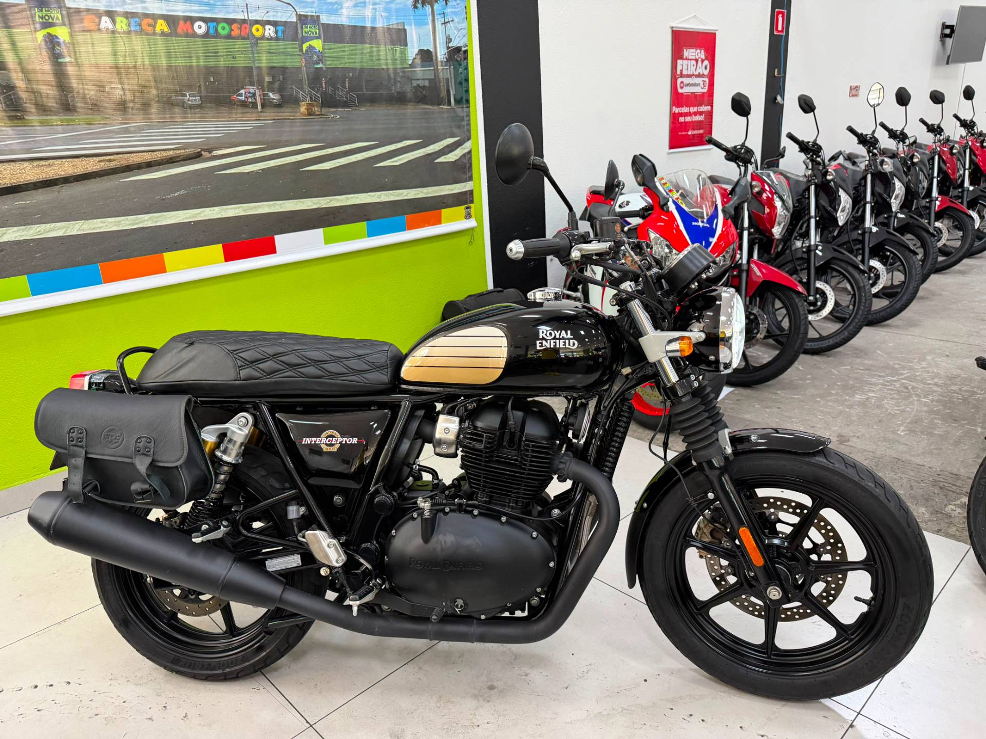 ROYAL ENFIELD INTERCEPTOR 