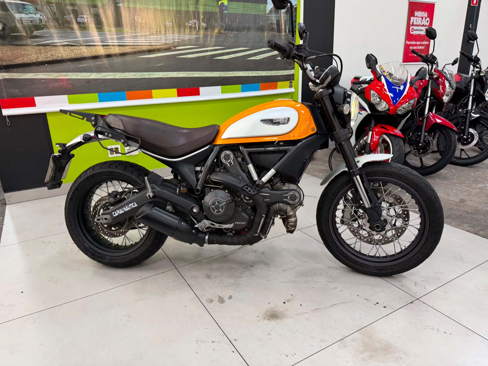 DUCATI SCRAMBLER CLASSIC