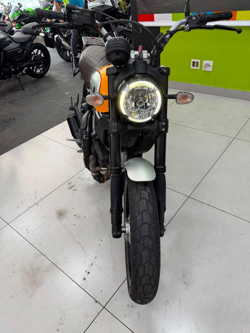 DUCATI SCRAMBLER CLASSIC