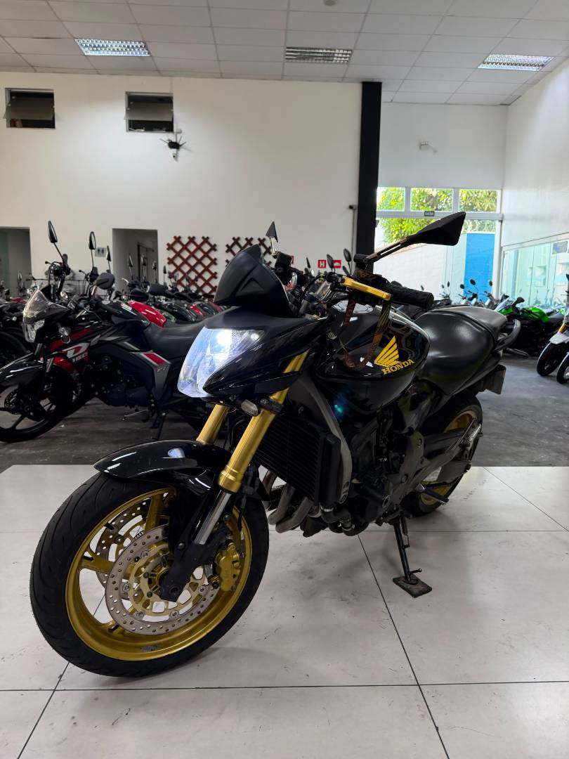 HONDA CB 600F HORNET