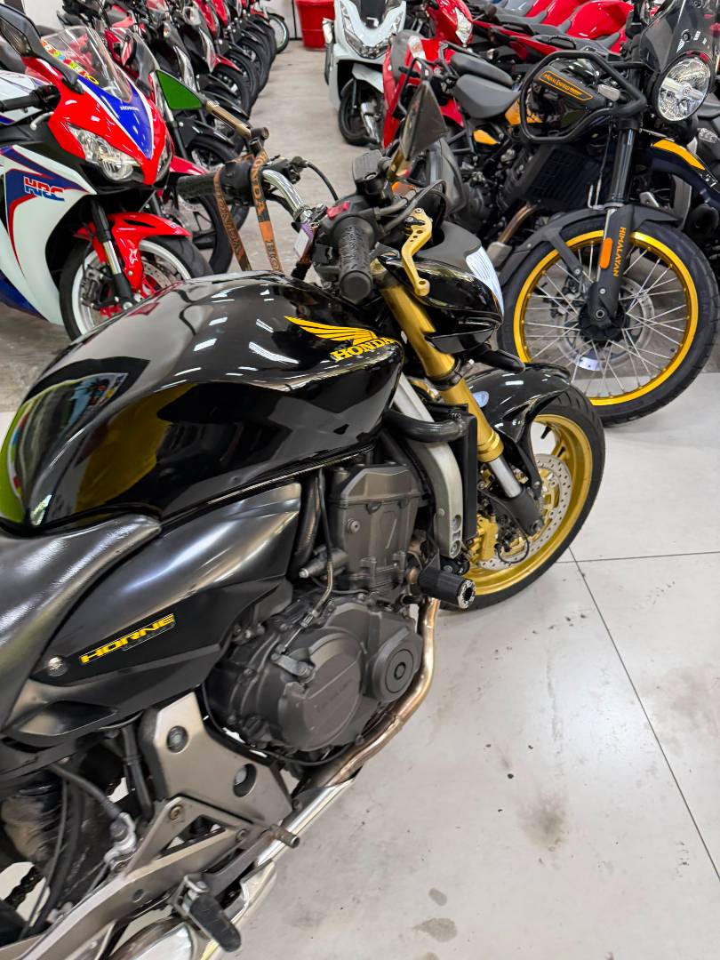 HONDA CB 600F HORNET