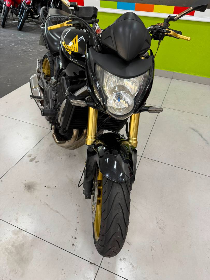 HONDA CB 600F HORNET