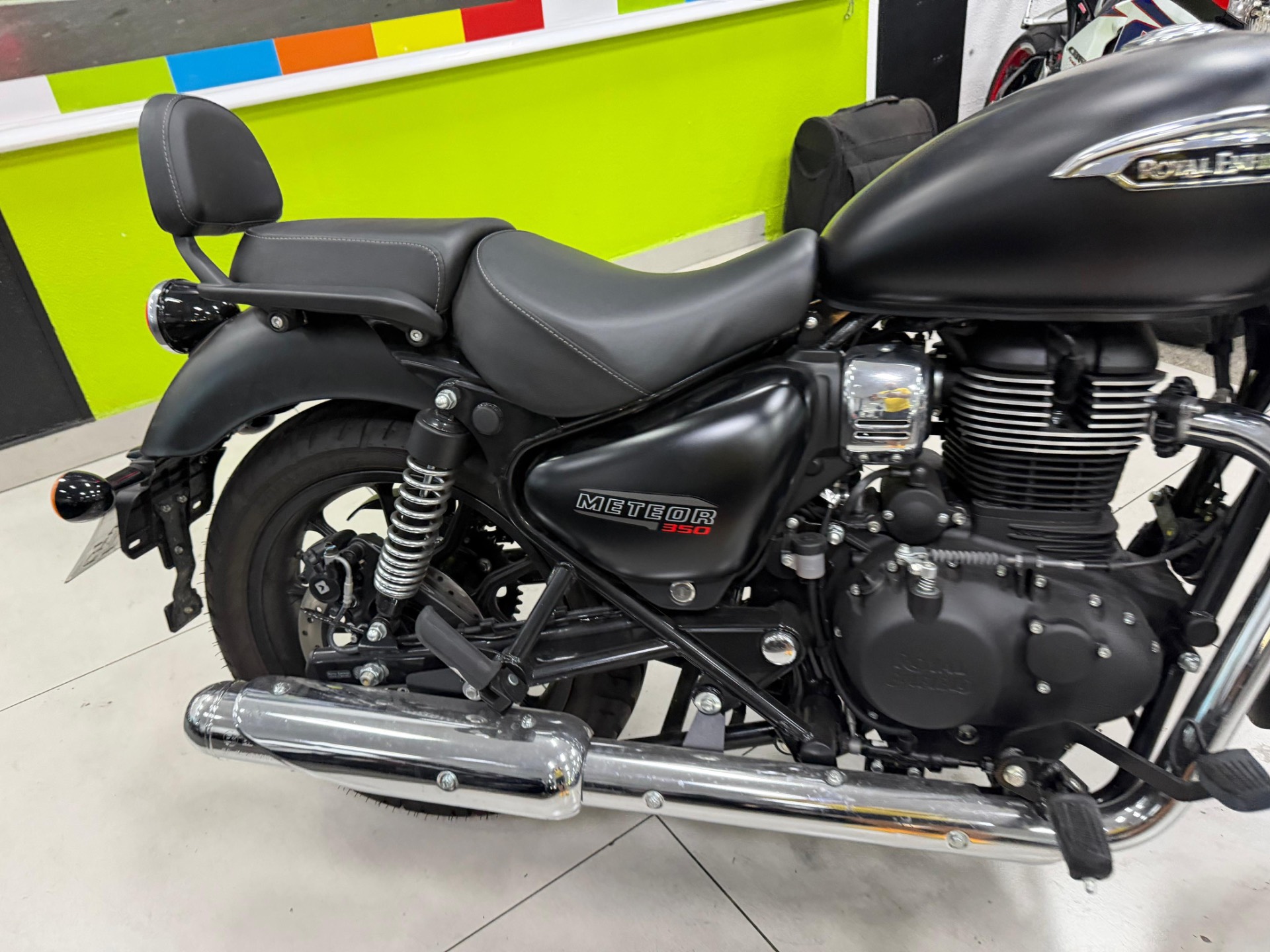 ROYAL ENFIELD METEOR 350 FIREBALL