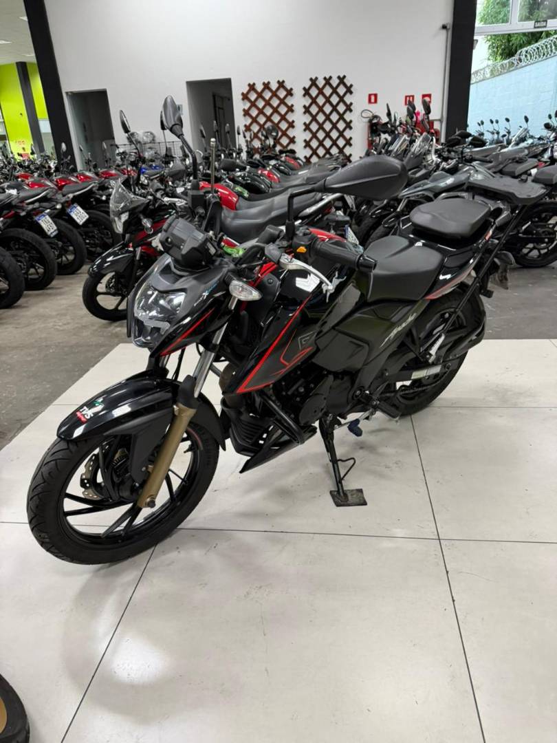 DAFRA APACHE RTR 200
