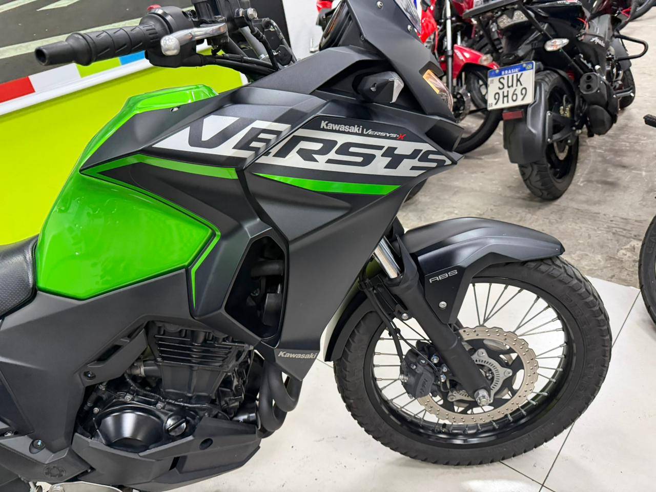 KAWASAKI VERSYS-X 300