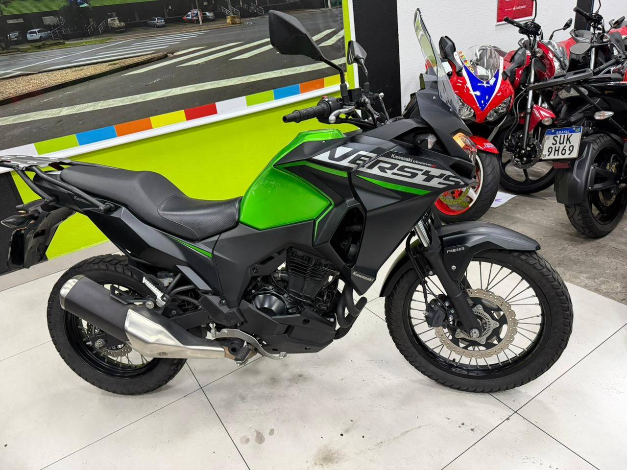 KAWASAKI VERSYS-X 300
