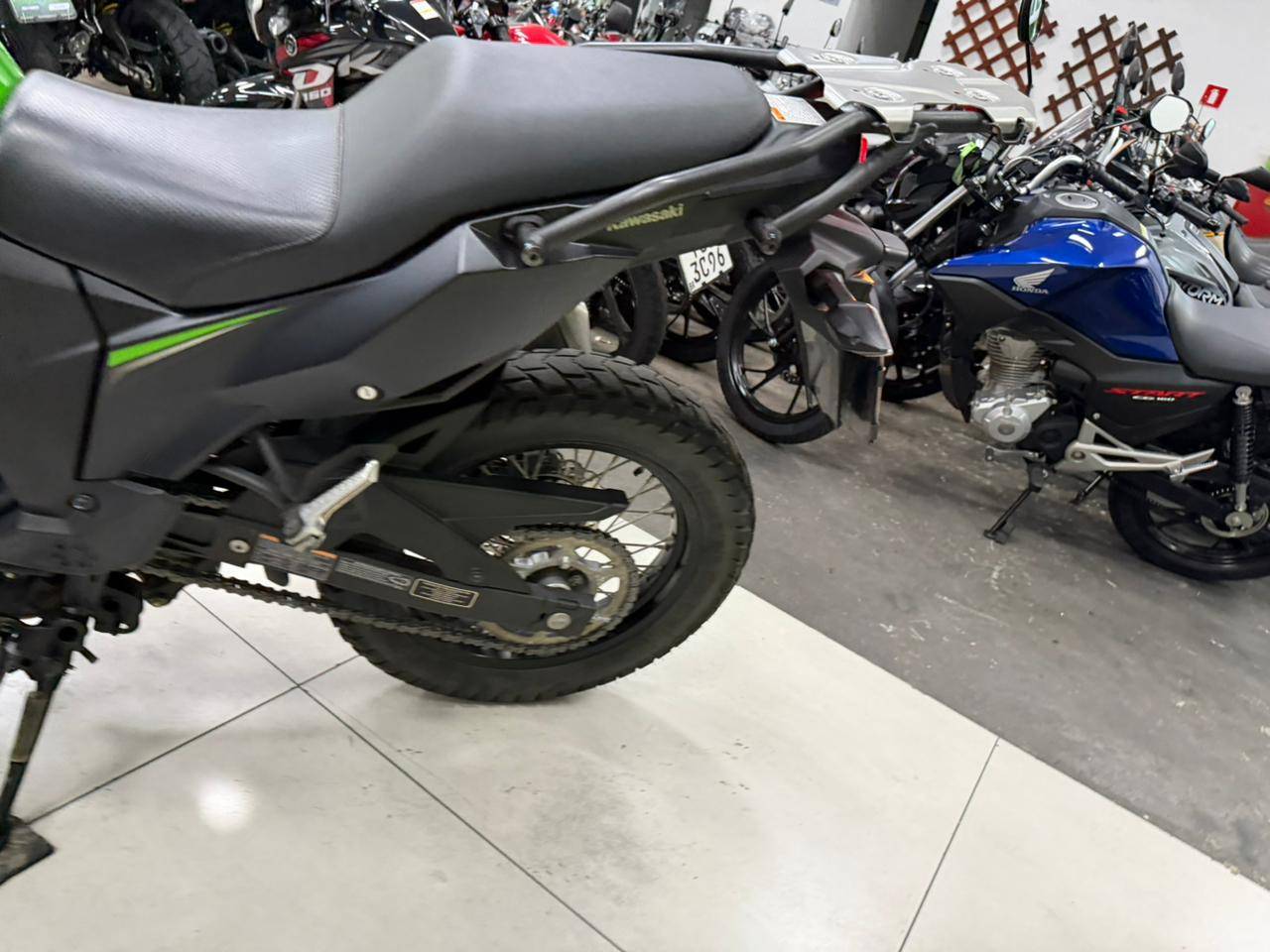 KAWASAKI VERSYS-X 300