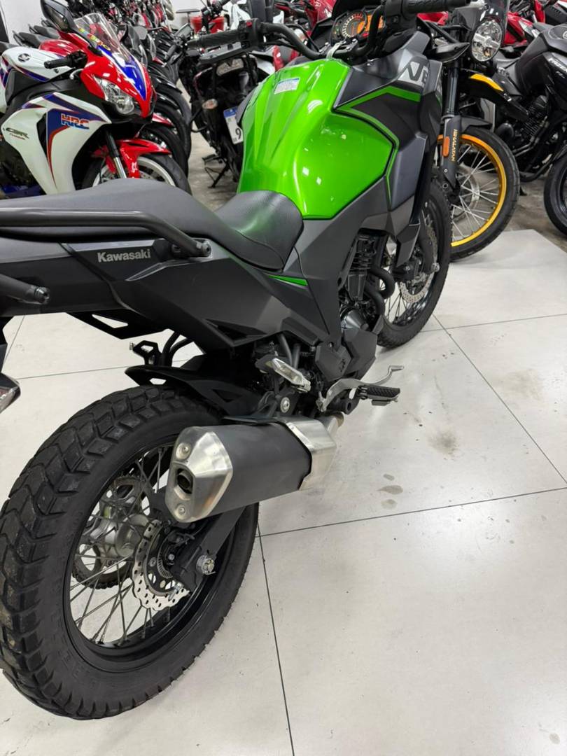 KAWASAKI VERSYS-X 300