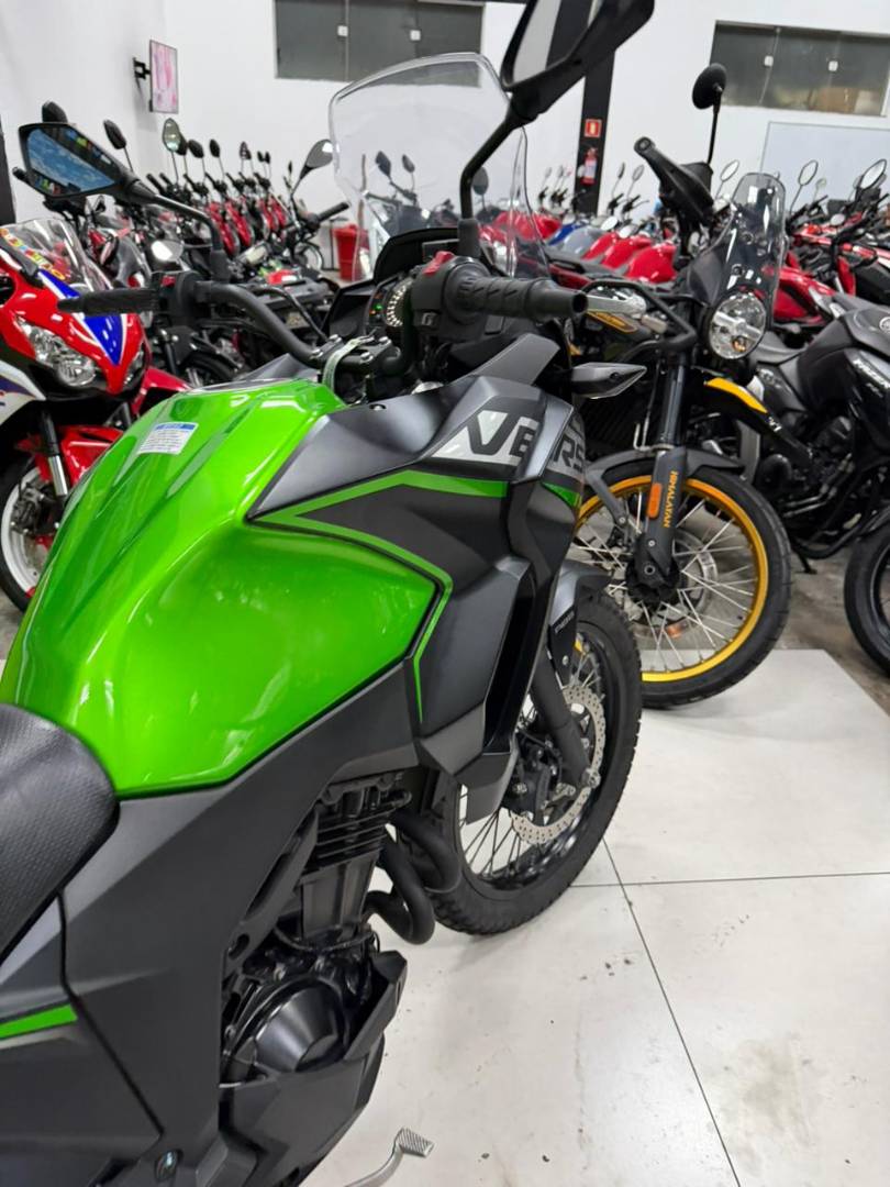KAWASAKI VERSYS-X 300