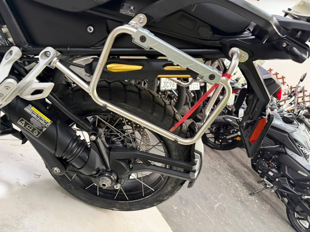 TRIUMPH TIGER 1200 RALLY BLACK EDITION