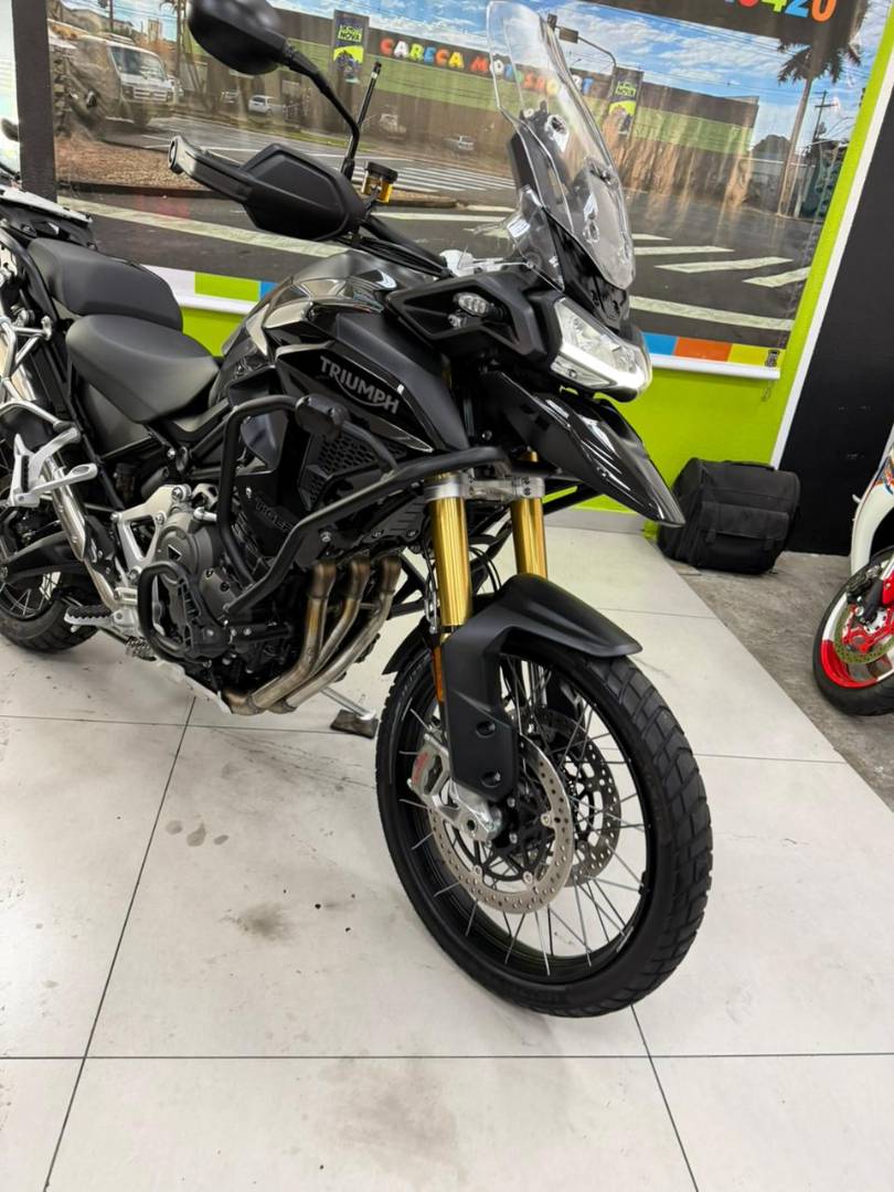 TRIUMPH TIGER 1200 RALLY BLACK EDITION