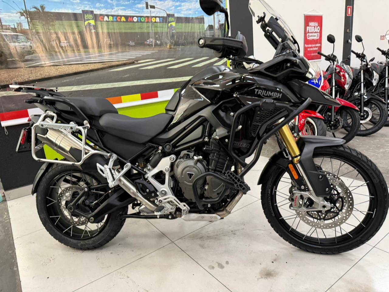 TRIUMPH TIGER 1200 RALLY BLACK EDITION