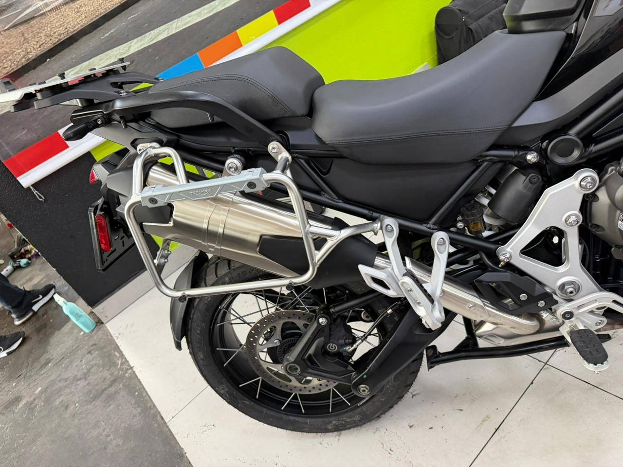 TRIUMPH TIGER 1200 RALLY BLACK EDITION