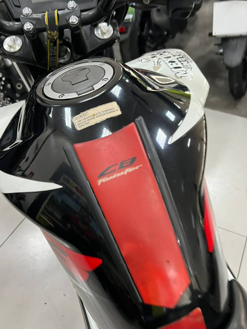 HONDA CB 250F TWISTER CBS