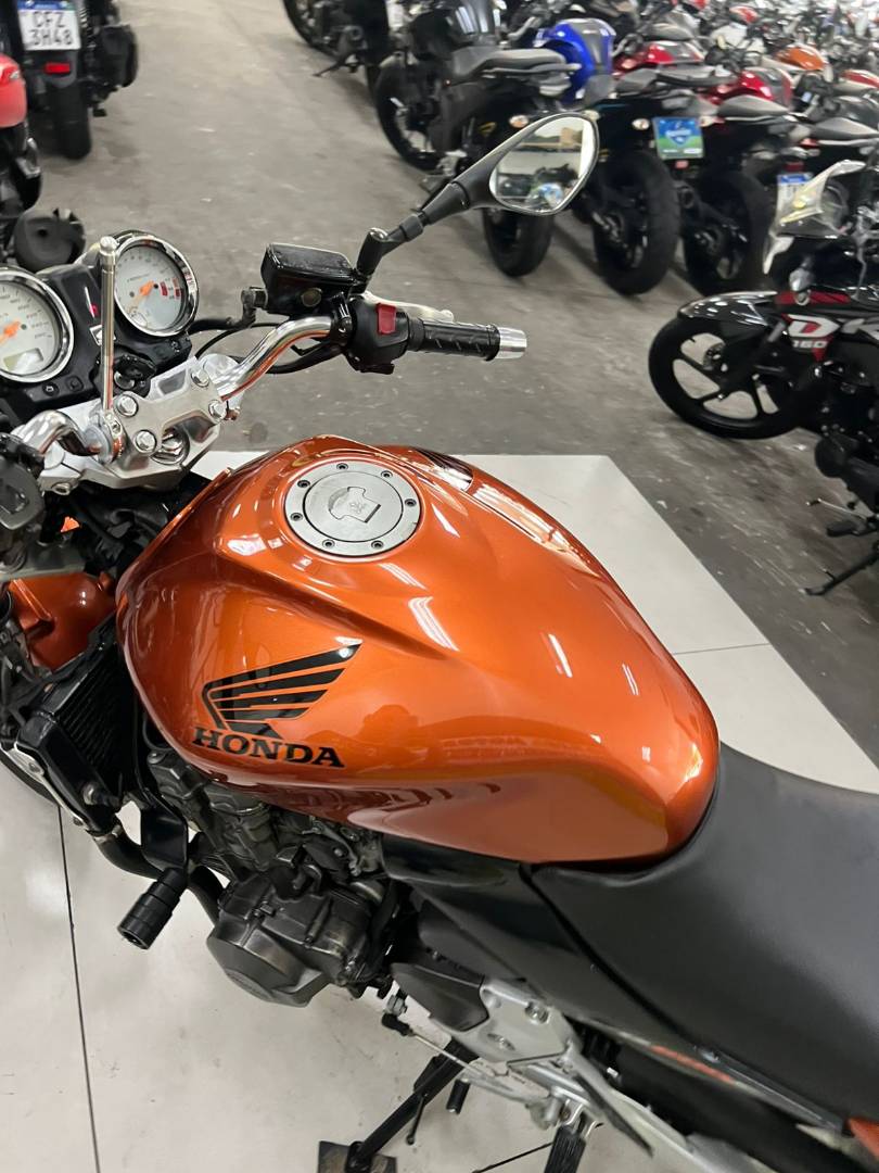 HONDA CB 600F HORNET