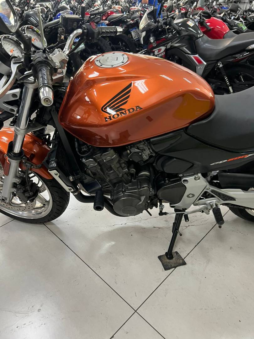HONDA CB 600F HORNET