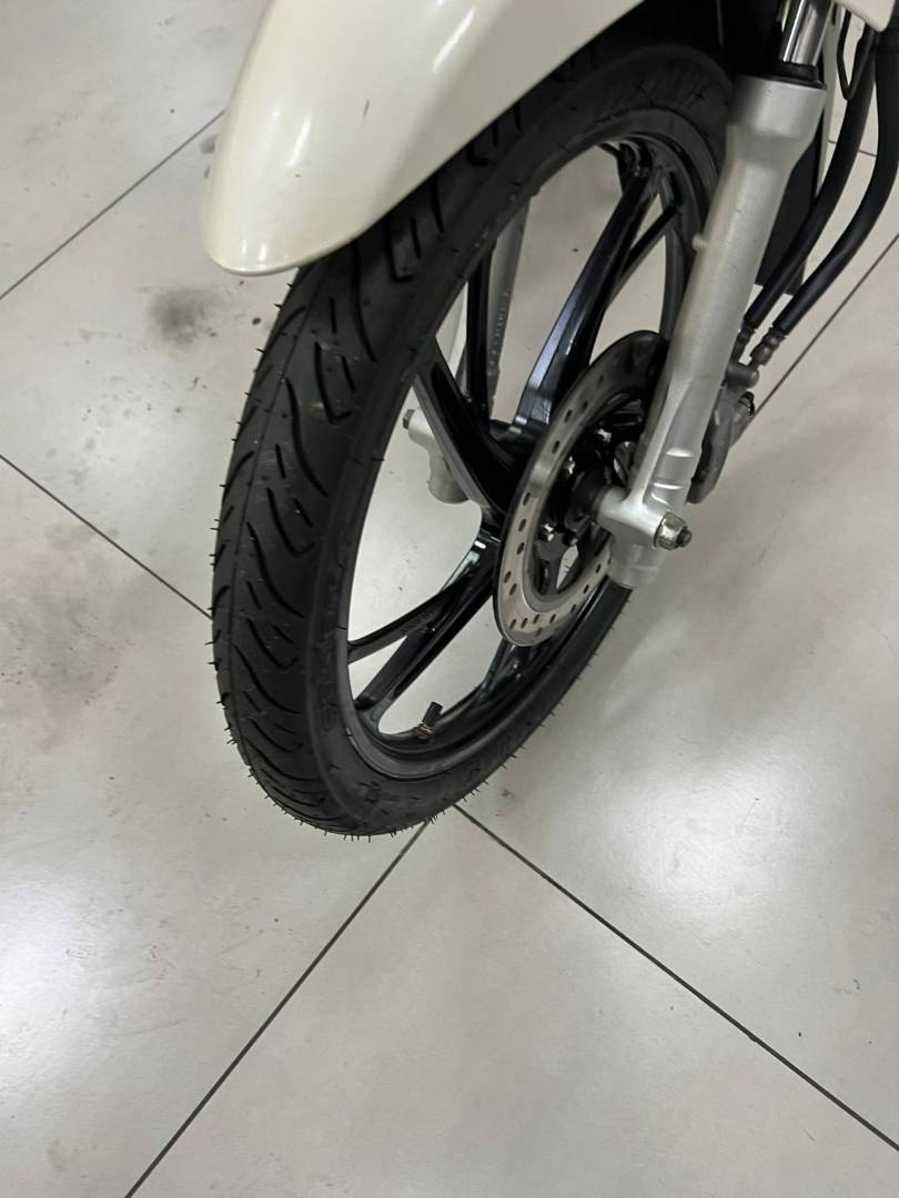 HONDA BIZ 125 ES